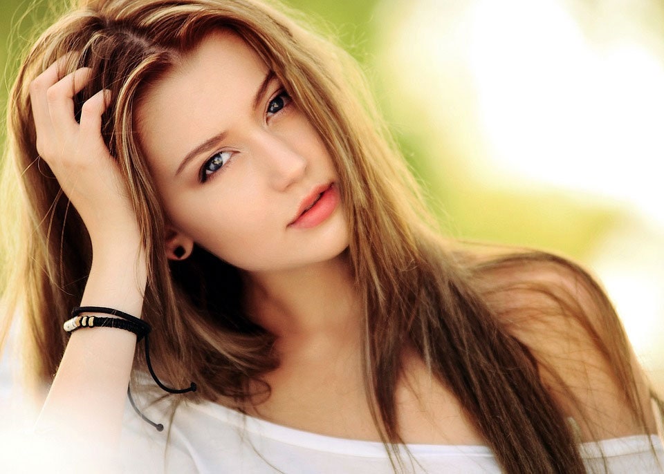 Argan Hair Oil and Shine Serum Multi Cultural Adds Shine Helps With Itchy Scalp 2 or 4 oz Bottles